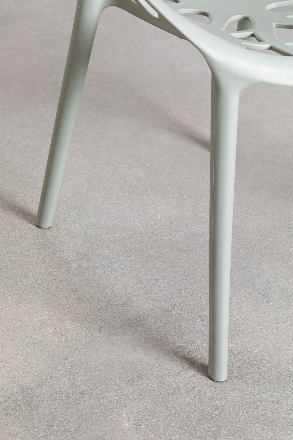 Pack of 4 stackable garden chairs in polypropylene Ores, gallery image 7