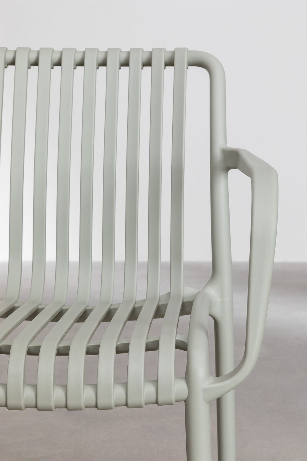 Pack of 2 Wendell polypropylene garden chairs with armrests, gallery image 6