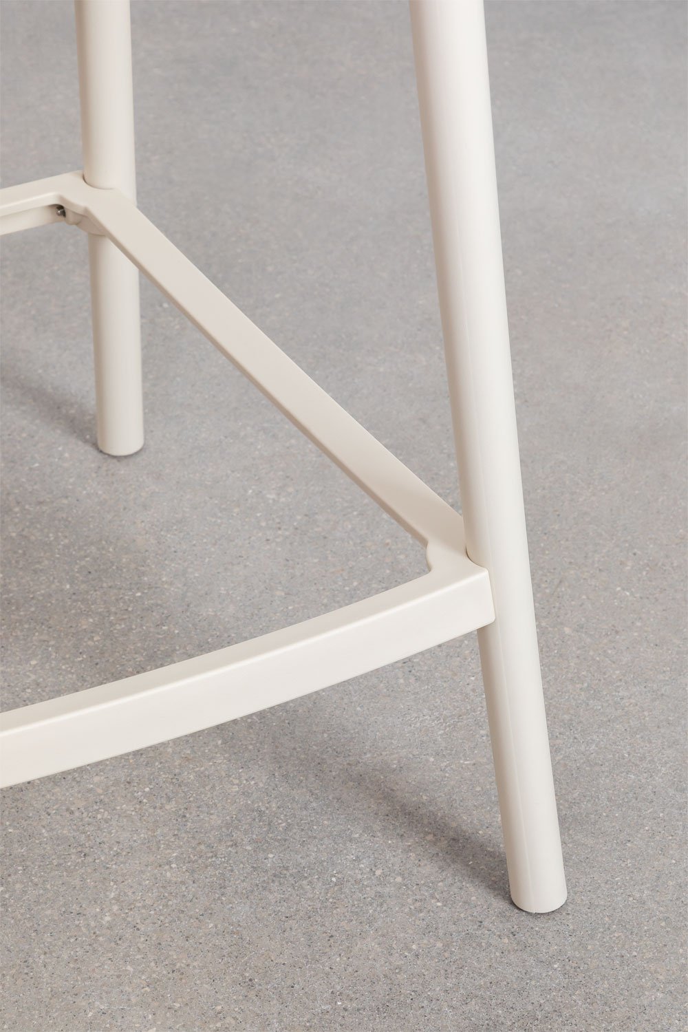 Pack of 2 Ores polypropylene high garden stools, gallery image 7