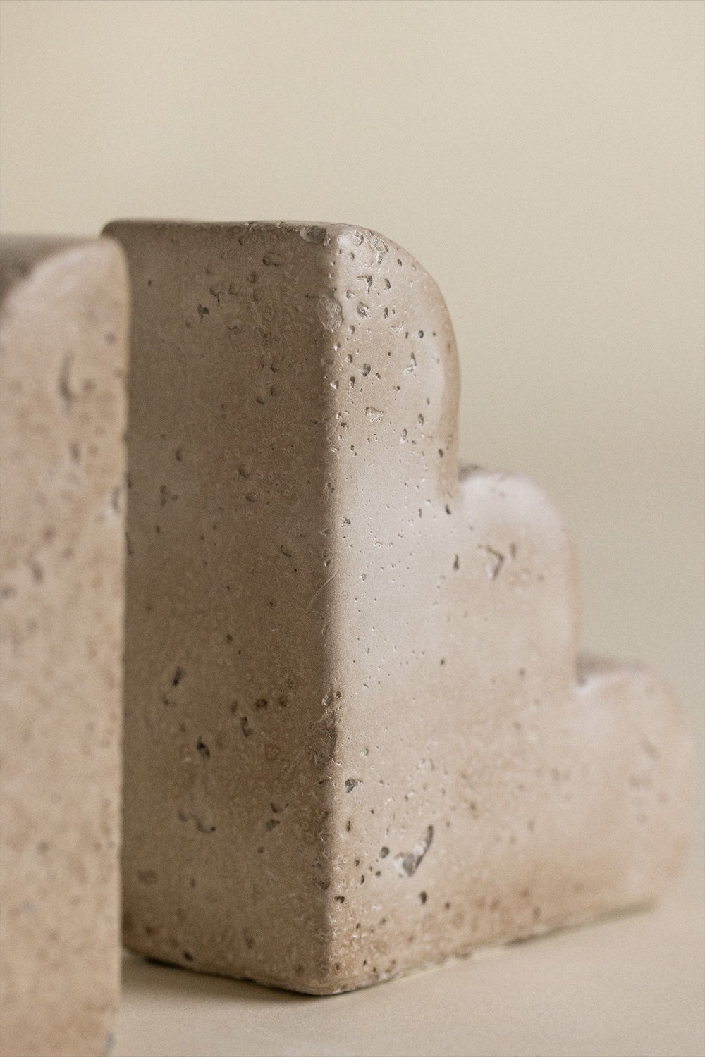 Set of 2 Brissac Cement Bookends, gallery image 3