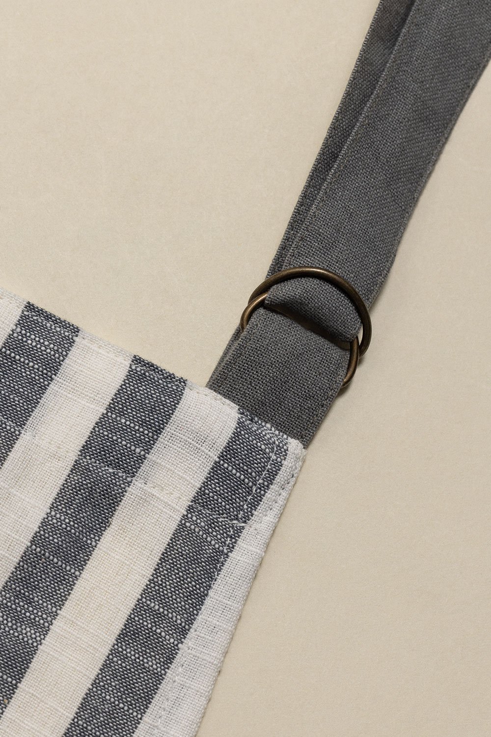 Edouard Cotton Apron, gallery image 3