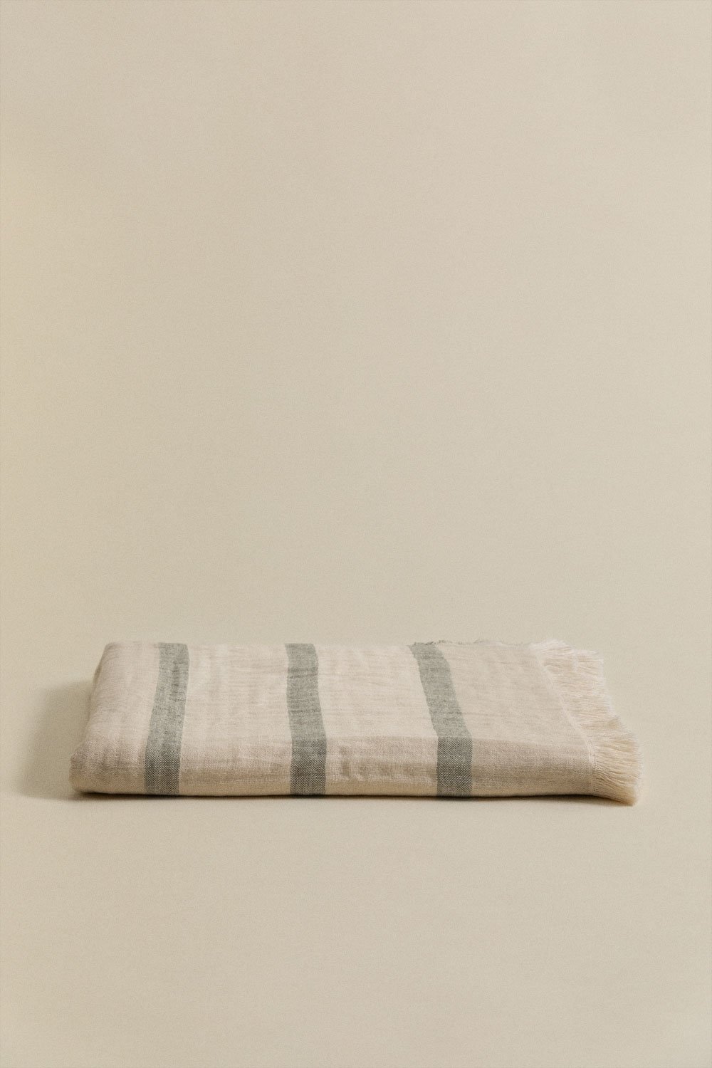 Nyland cotton plaid blanket, gallery image 3
