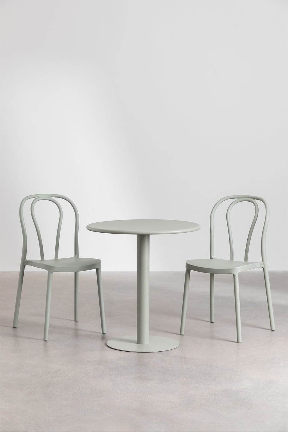 Round table set Ø70 cm and 2 Mizzi garden chairs, gallery image 3