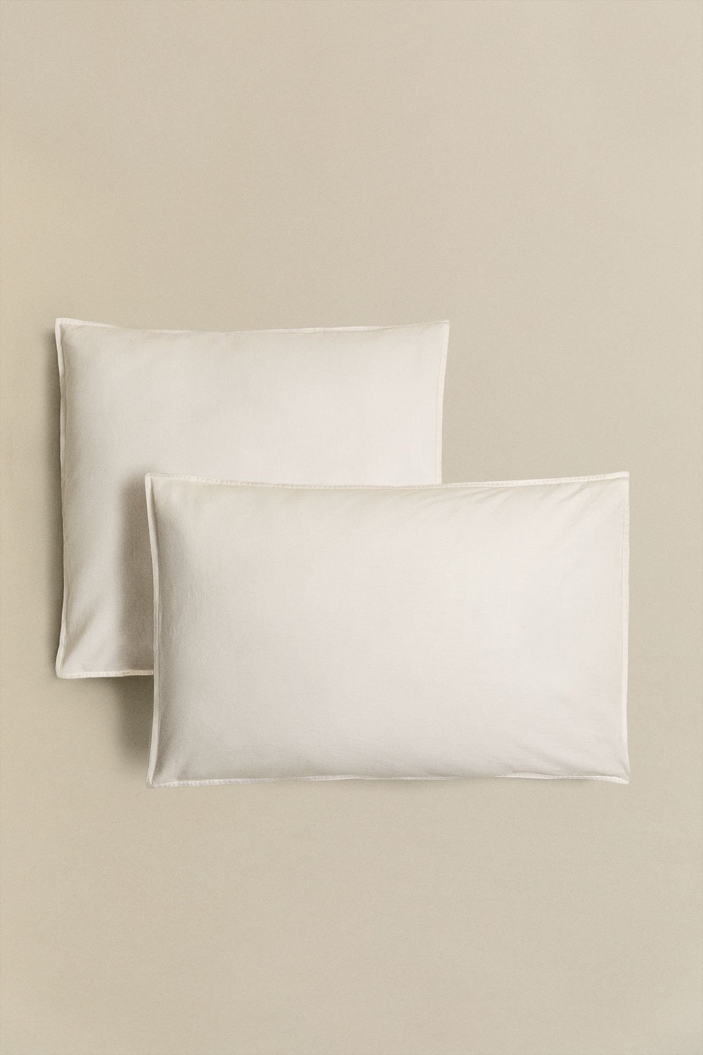 Set of 2 pillowcases in 160g/m² Sorana linen, gallery image 1