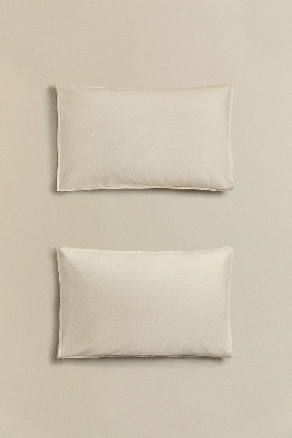 Set of 2 pillowcases in 160g/m² Sorana linen, gallery image 2