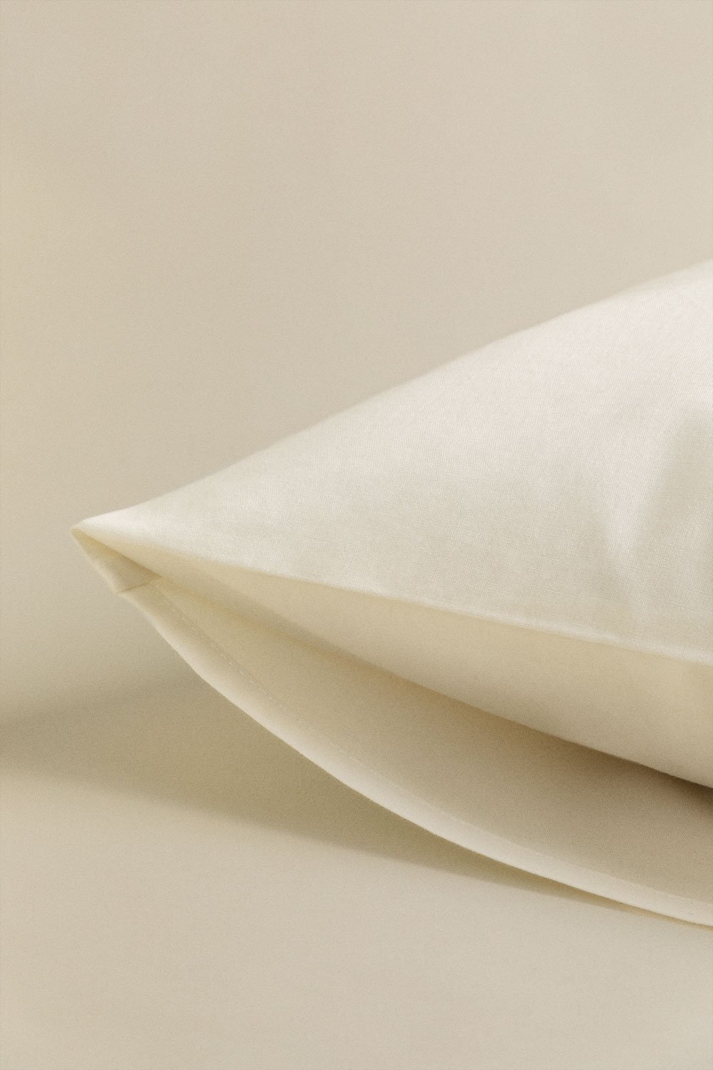 Agassi 180 thread count percale cotton pillowcase, gallery image 4