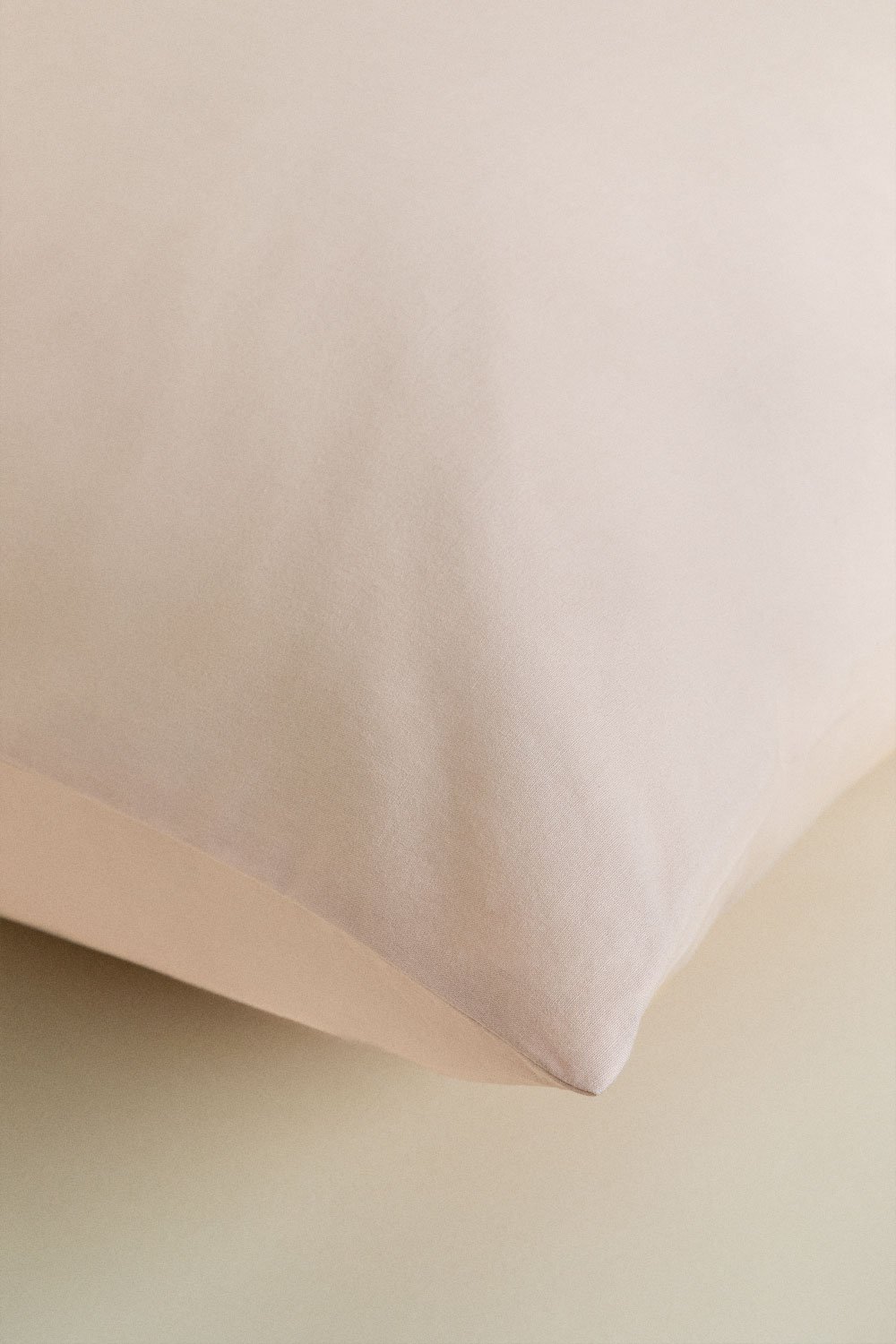Set of 2 pillowcases in 180-thread-count Lesia cotton percale, gallery image 4