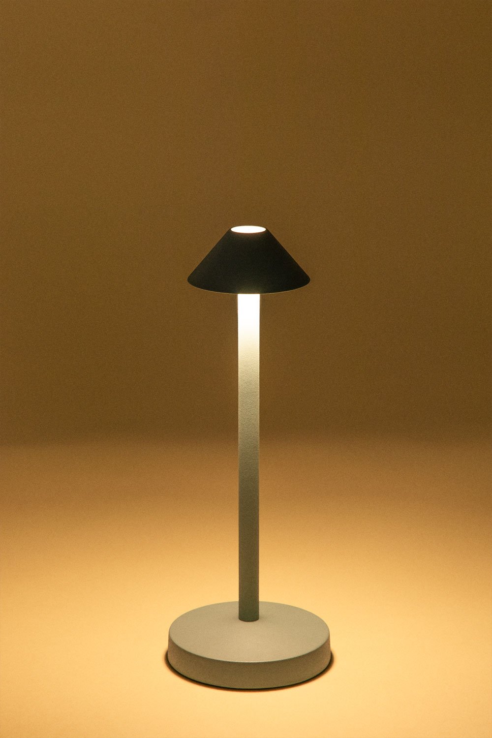 Emilija wireless LED outdoor table lamp in iron, gallery image 3