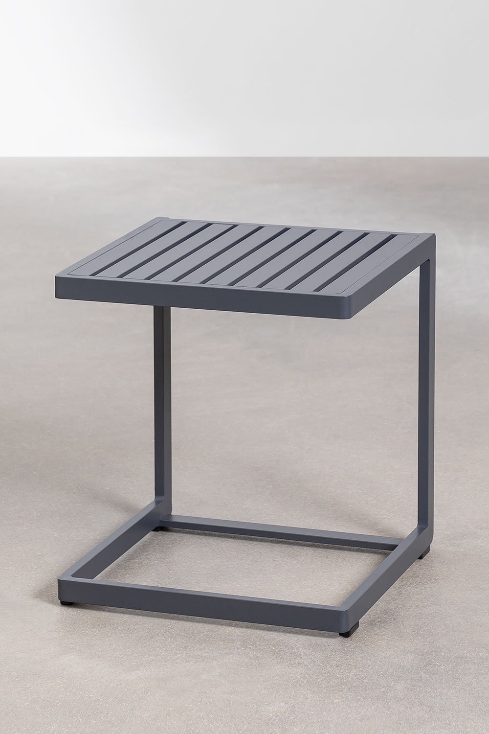 Auxiliary Table for Garden Dulem, gallery image 1