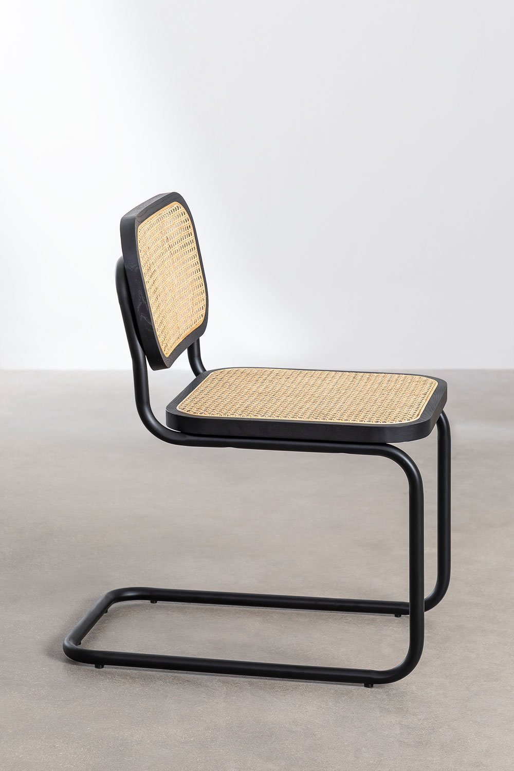 Pack of 4 Tento Black rattan dining chairs, gallery image 4