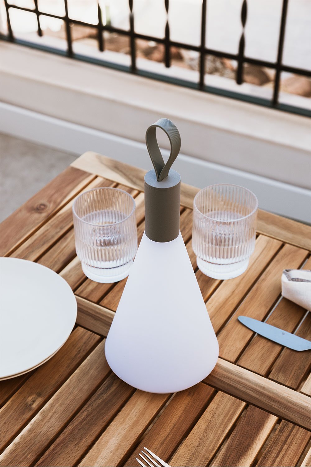 Zicoane Wireless Outdoor LED Table Lamp , gallery image 1
