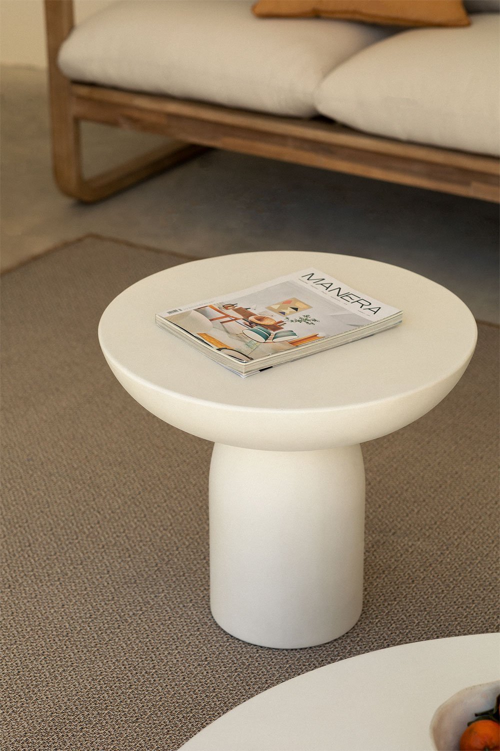 Round Auxiliary Table for Concrete Garden (Ø50 cm) Zenadia, gallery image 1