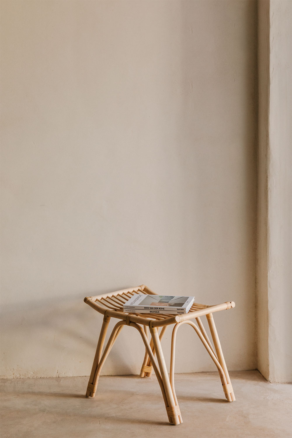 Trevijon Low Rattan Stool SKLUM