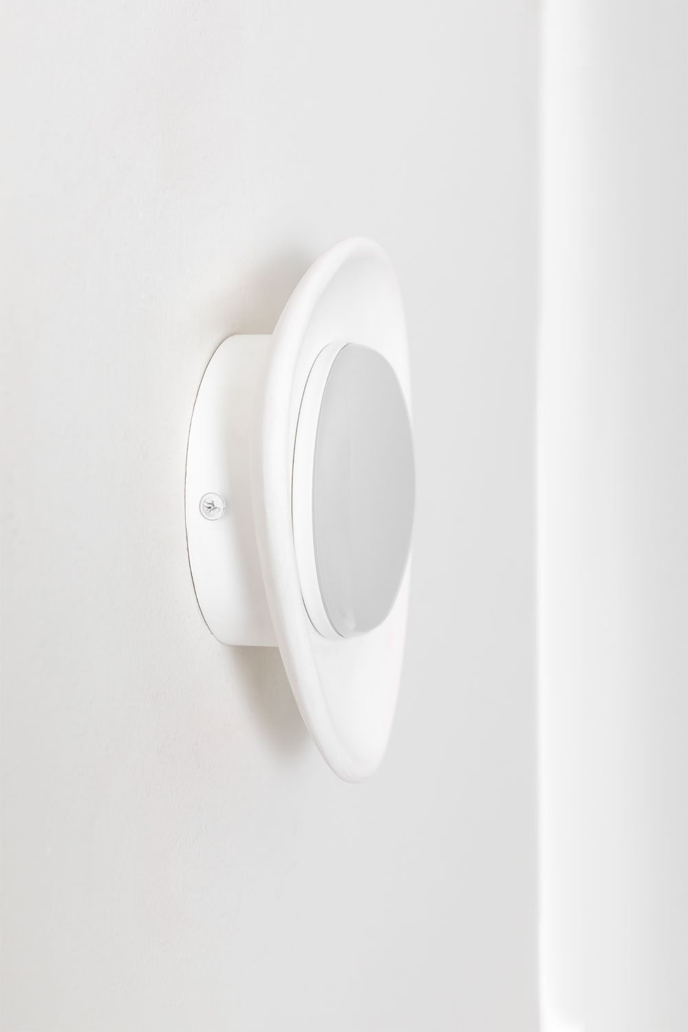 Givert LED plaster wall sconce, gallery image 3