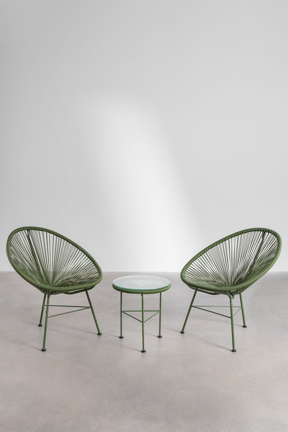 Garden set with 2 armchairs and garden side table in polyethylene and steel New Acapulco, gallery image 2