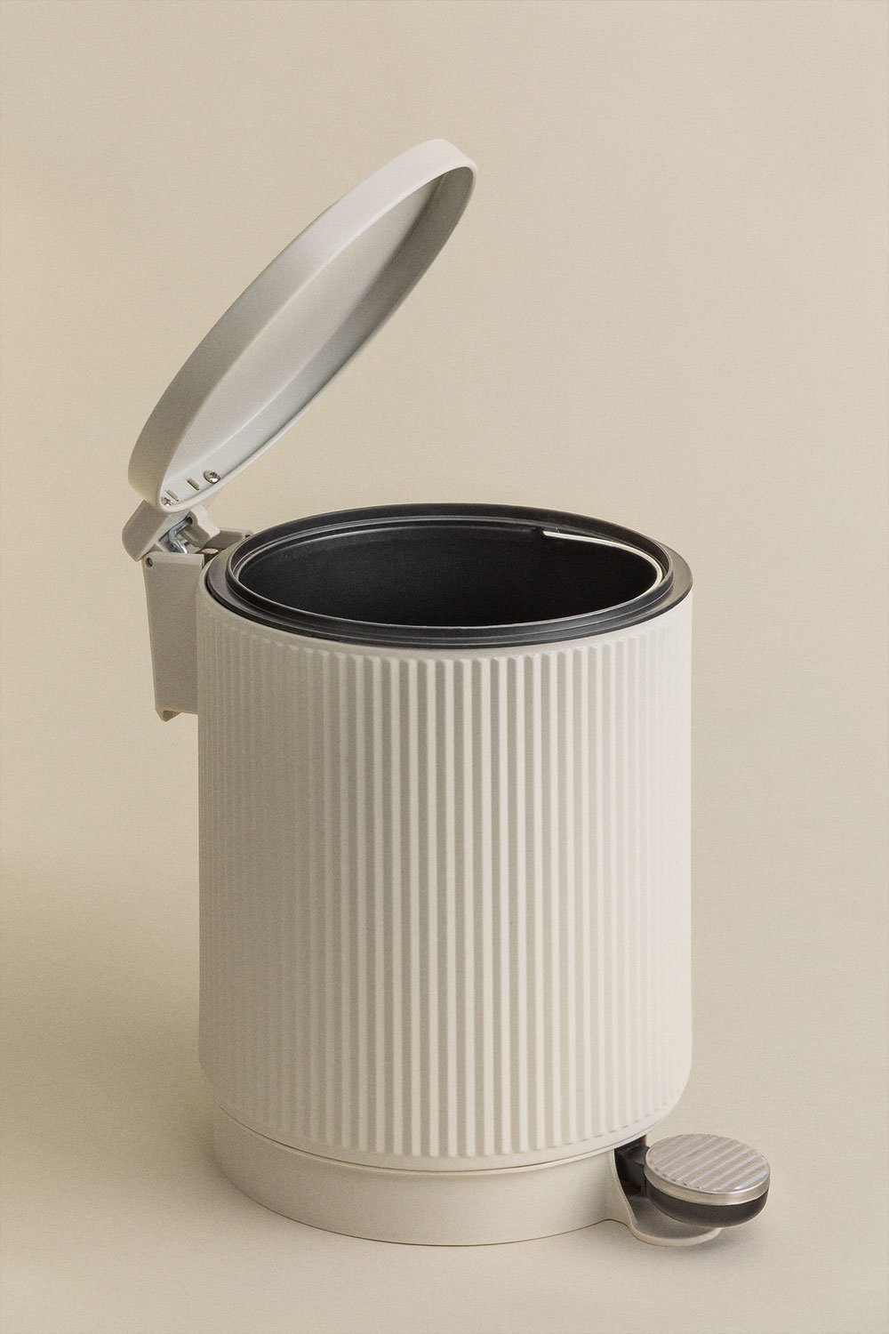 Midler 5L Pedal Bin, gallery image 3