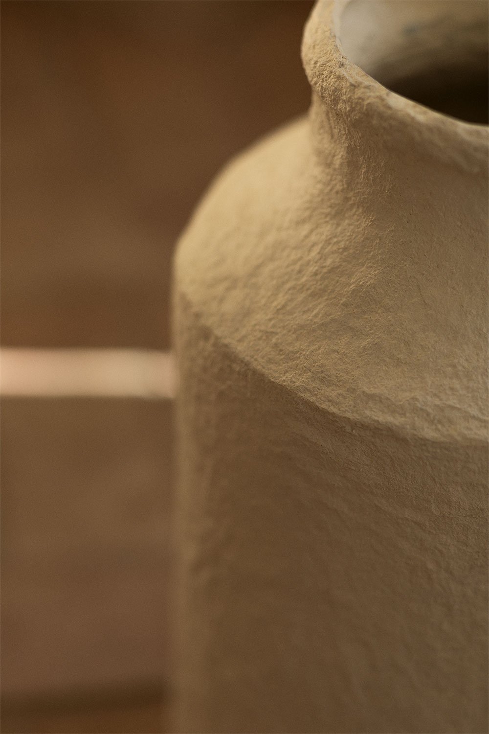 Decorative Handmade Vase in Paper Maché Weronik, gallery image 2