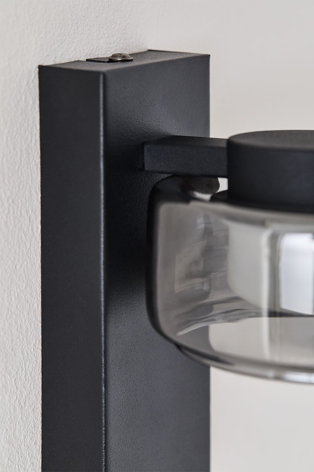 Valideri LED outdoor wall lamp in metal and glass, gallery image 3