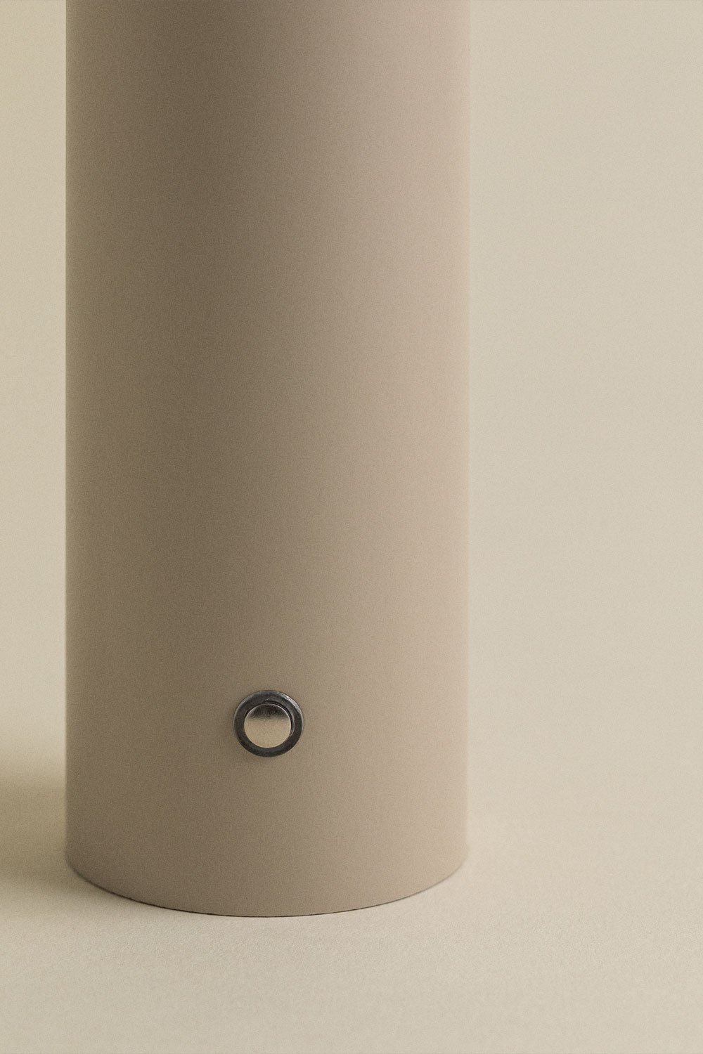 Mayra wireless LED metal table lamp, gallery image 6