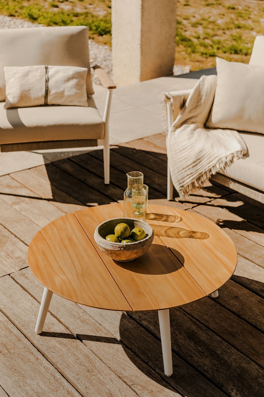 Round Garden Coffee Table in Teak Wood and Aluminum (Ø80 cm) Salbury, gallery image 1