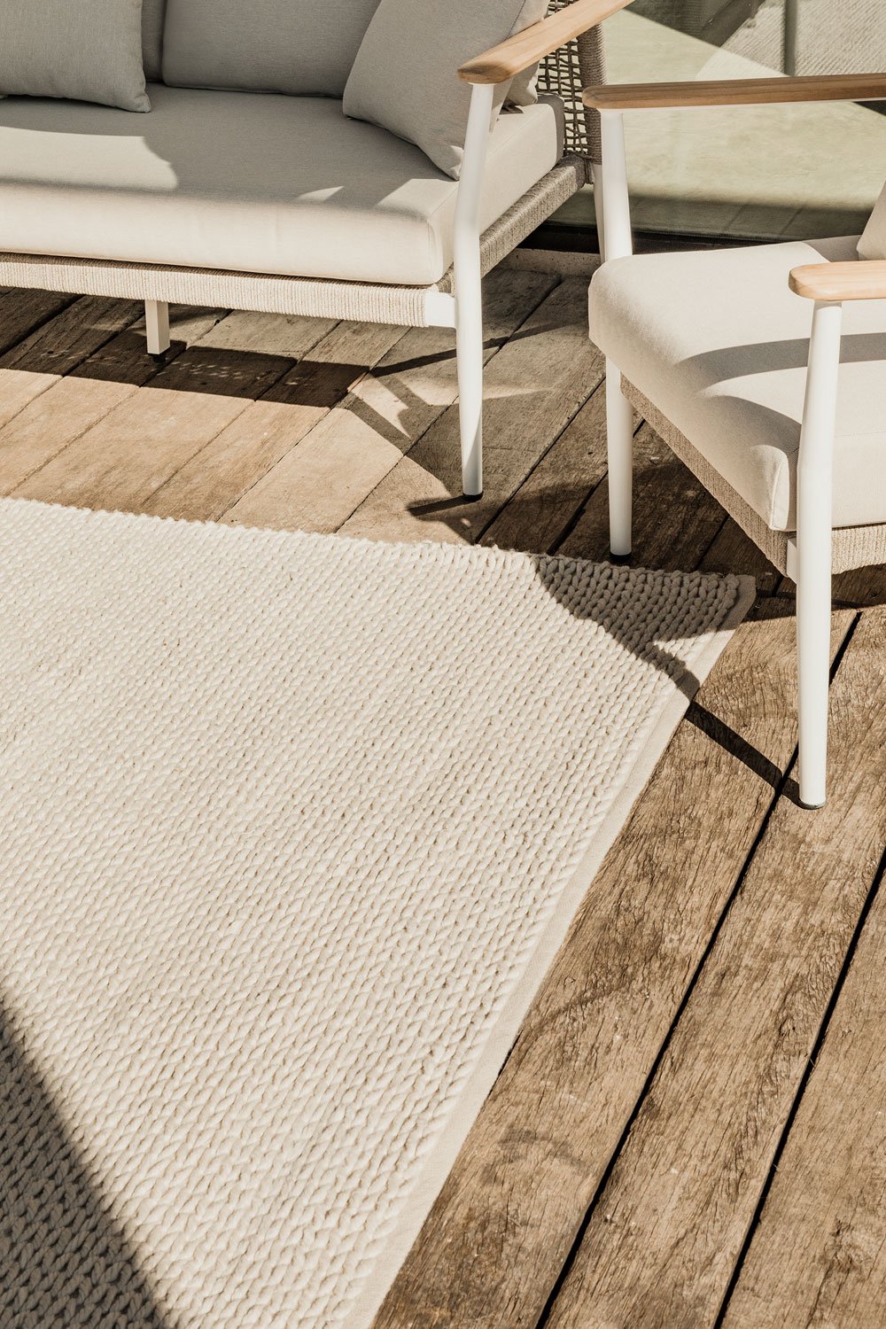 Rectangular outdoor rug 160x230 cm in polyethylene Nicolalla, gallery image 1