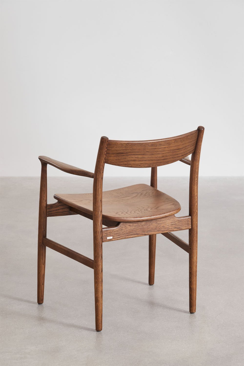 Dining chair with armrests in oak wood Mireita, gallery image 4