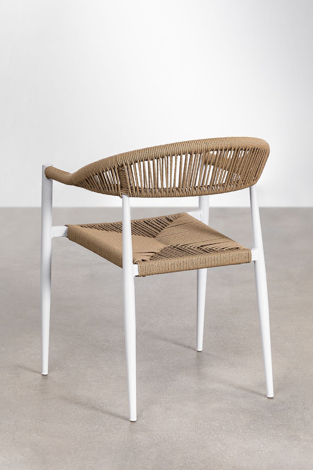 Pack of 2 stackable garden chairs with armrests in aluminium and synthetic rattan Amatria, gallery image 5