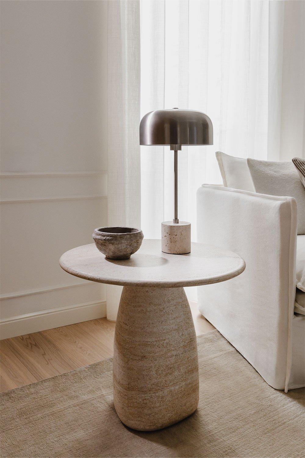 Round auxiliary table in cement with travertine look Grebik, gallery image 1