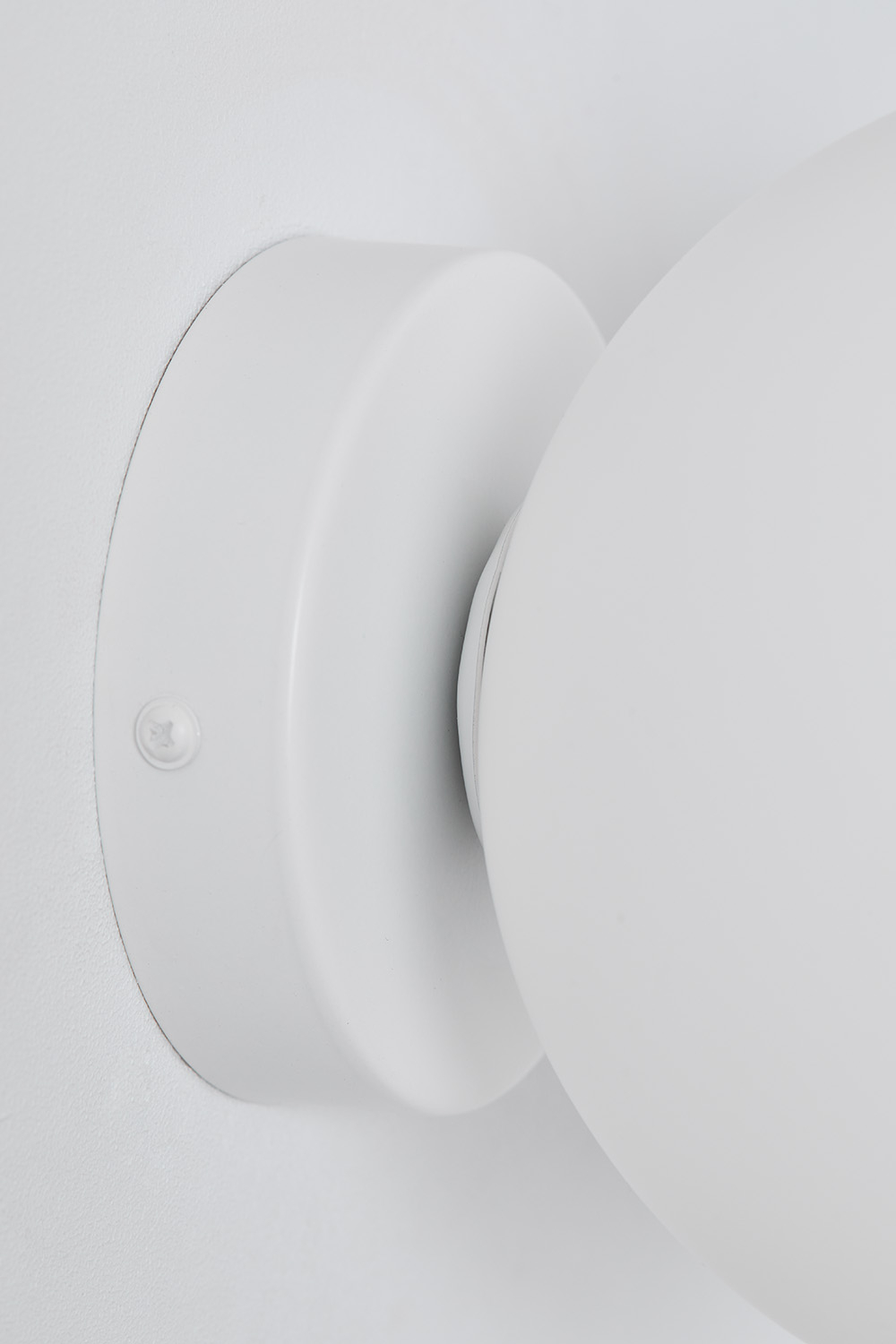 Uvol Traditional stainless steel bathroom wall light SKLUM