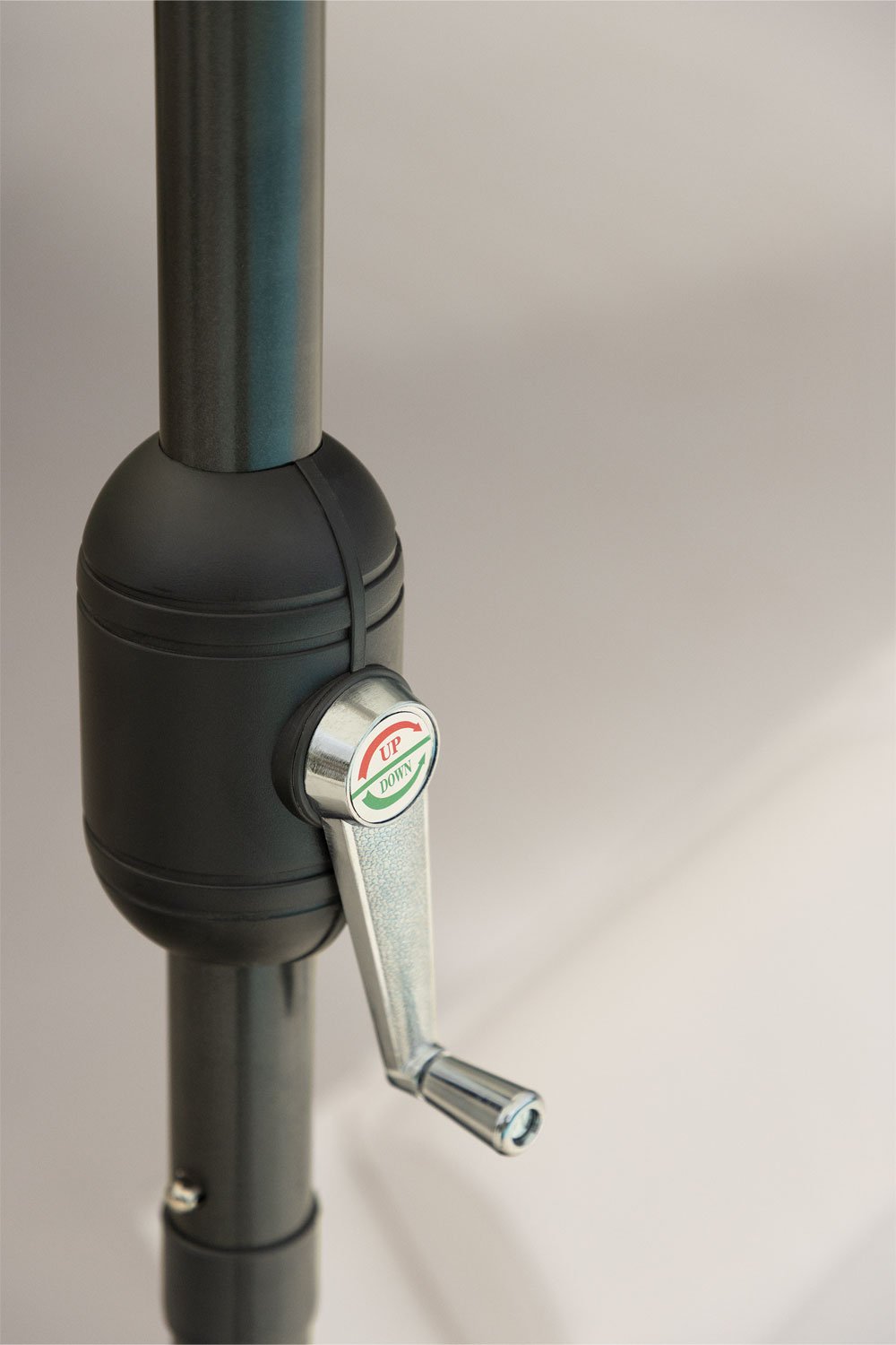 Umbrella Ø270 cm with light in fabric and steel Uzombras, gallery image 3