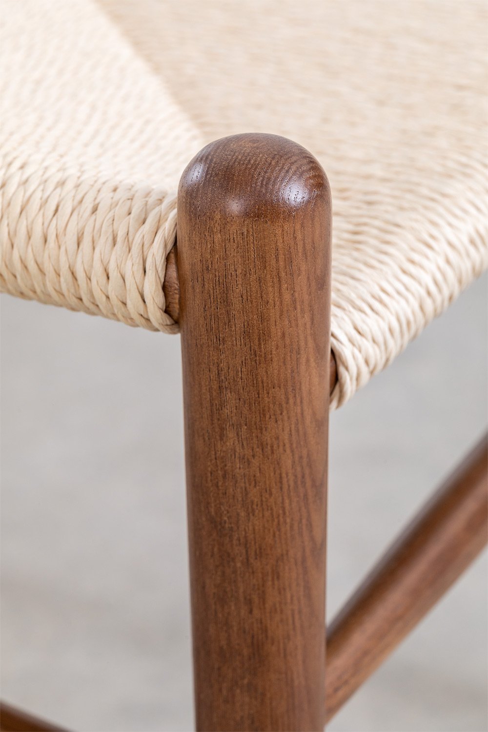 Pack of 4 dining chairs in elm wood Uish Edition, gallery image 6