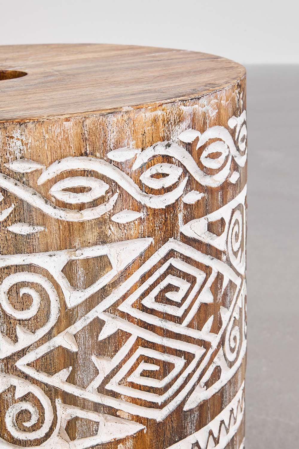 Round umbrella base 35Ø cm in Ainsa wood, gallery image 4