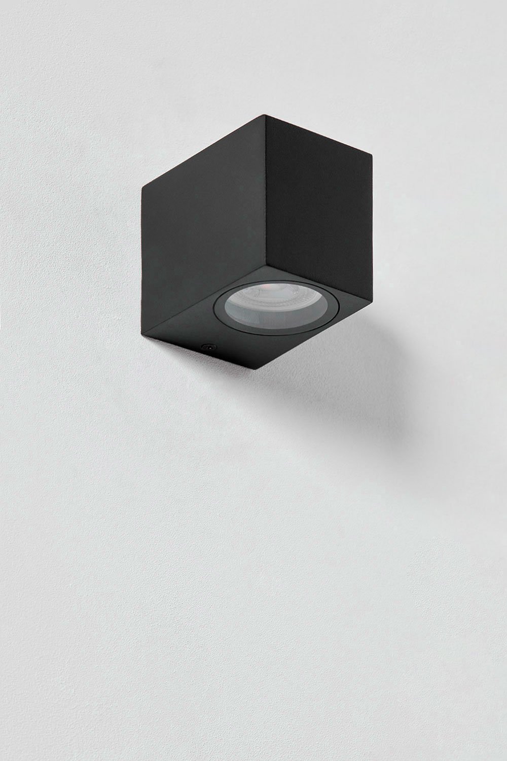 Outdoor wall light in aluminum Dolton, gallery image 1