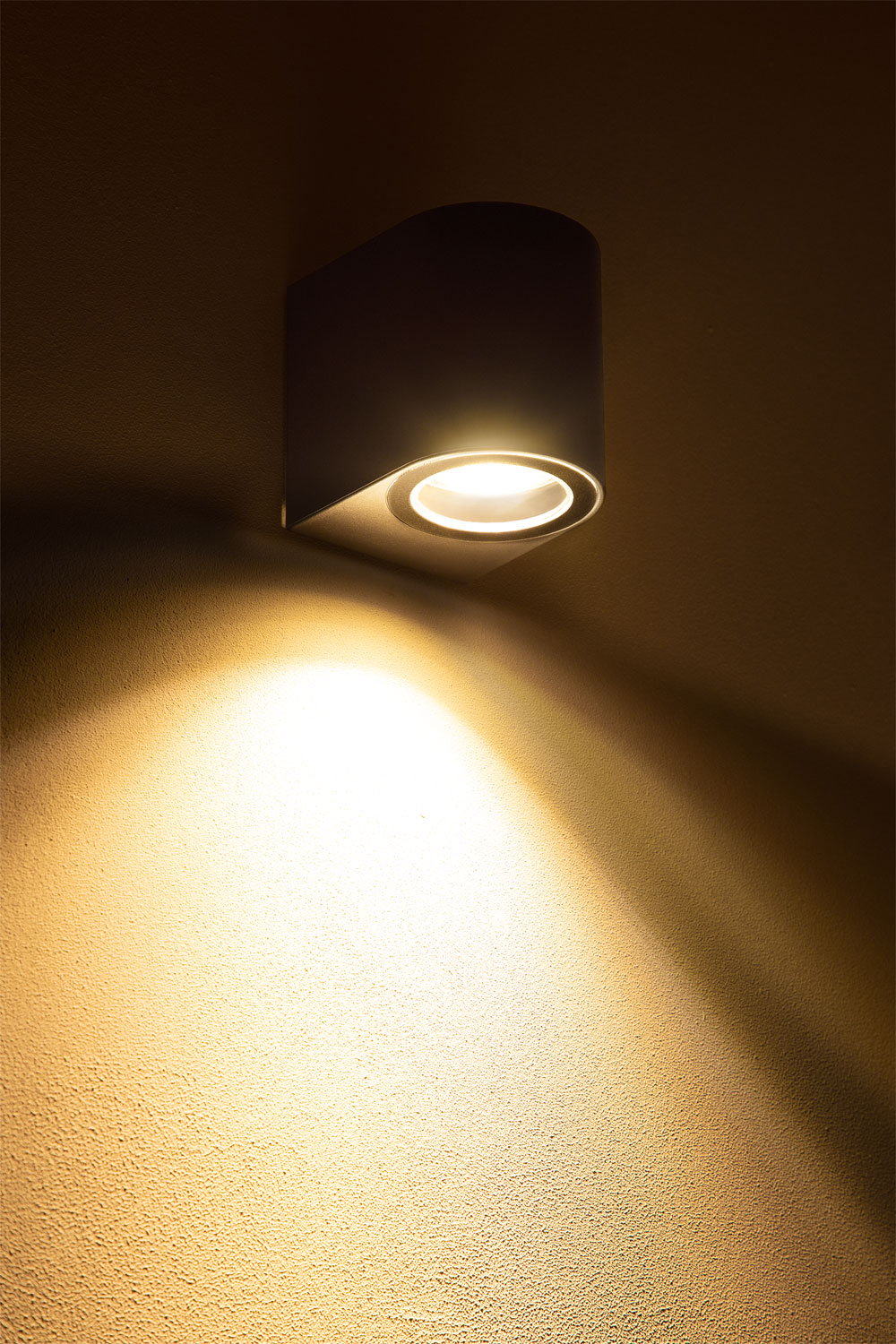 Wall light Xilven, gallery image 2