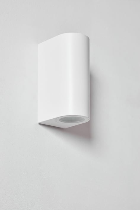 Outdoor wall light with 2 Xilven light points