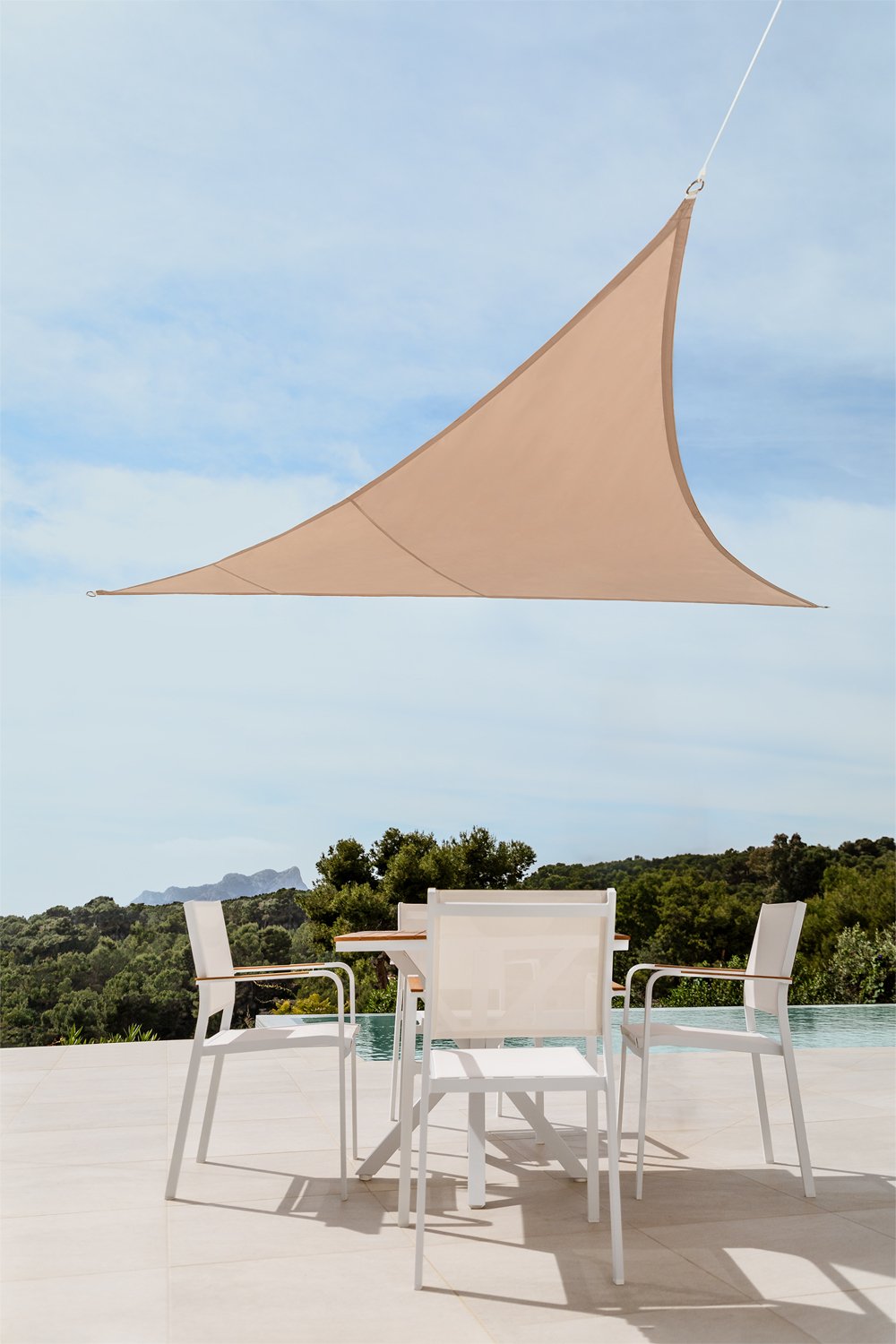 Urujula triangular sail awning    , gallery image 1