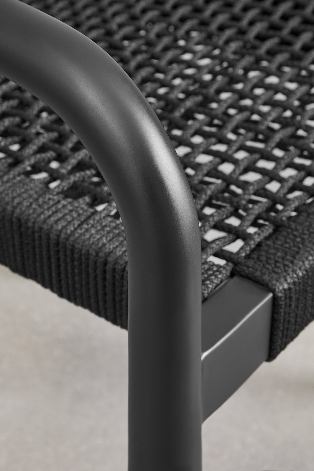 Pack of 4 Dining Chairs with Armrests in Naele Vintage Wood  , gallery image 6