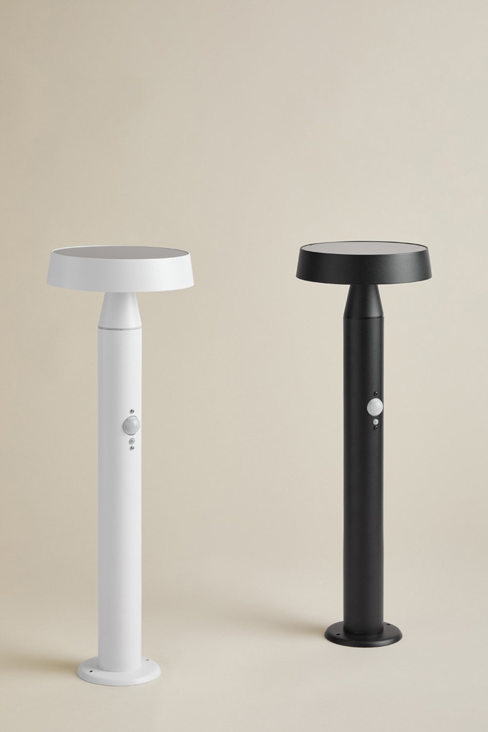 Bravissia stainless steel outdoor solar LED beacon, gallery image 7