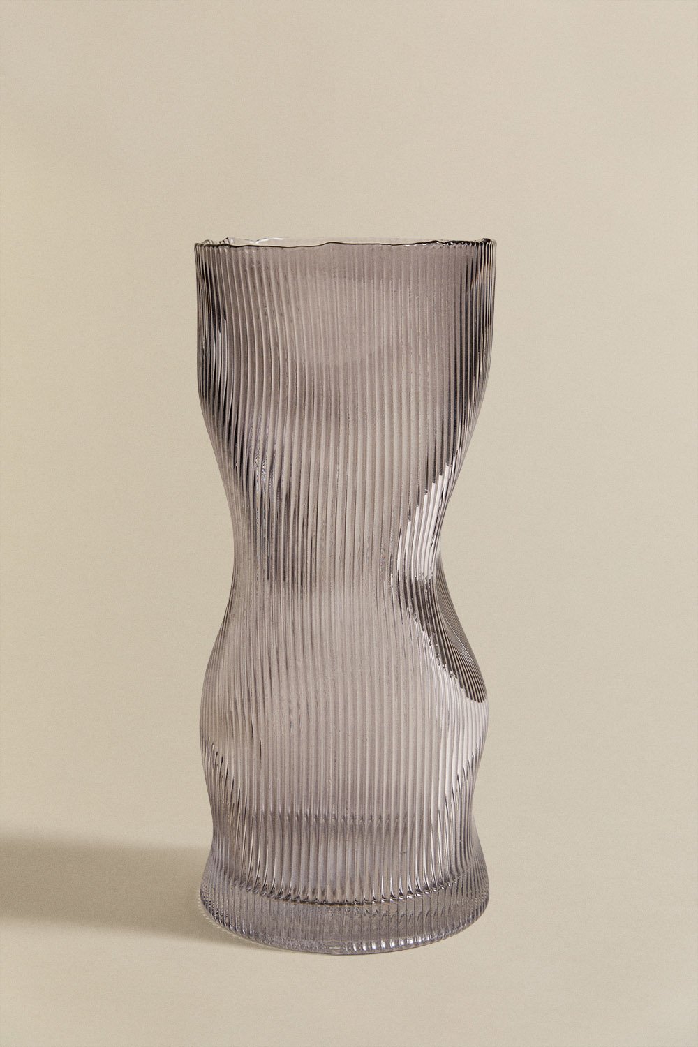 Vicel glass vase, gallery image 2