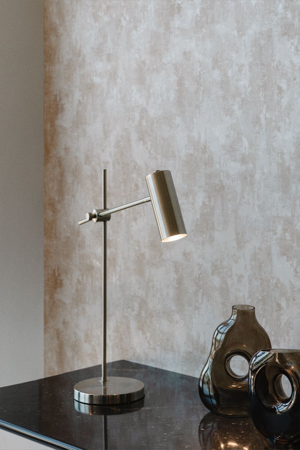 Idina metal table lamp, gallery image 2