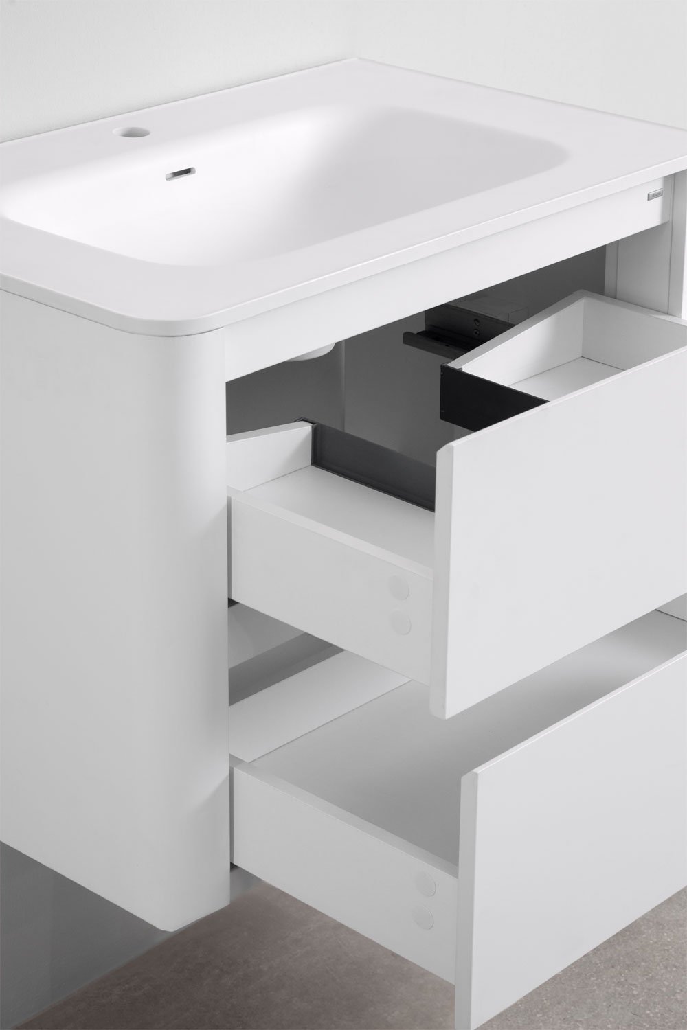 Conjunto de mueble de baño en madera con lavabo integrado Egerton, imagen de galer&iacute;a 5