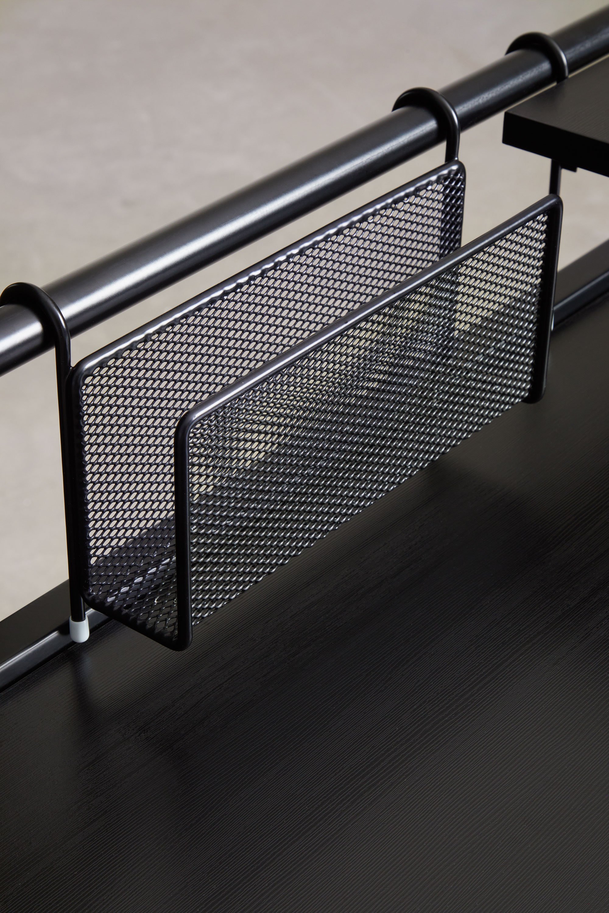 Sibila 100x45 cm desk in steel and wood, gallery image 8