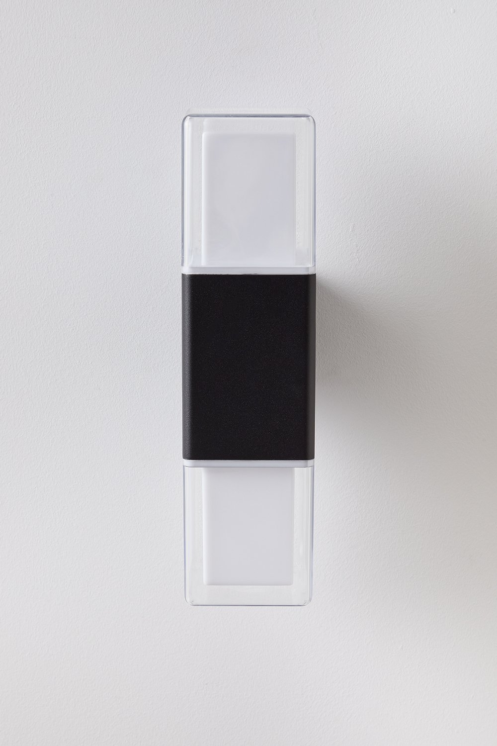 Torevi LED outdoor wall light in aluminium with 2 light points, gallery image 3