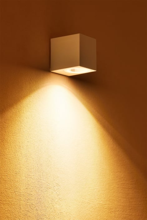 Yovar outdoor wall light