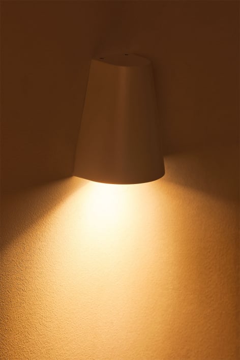 Urbary outdoor wall light in aluminium