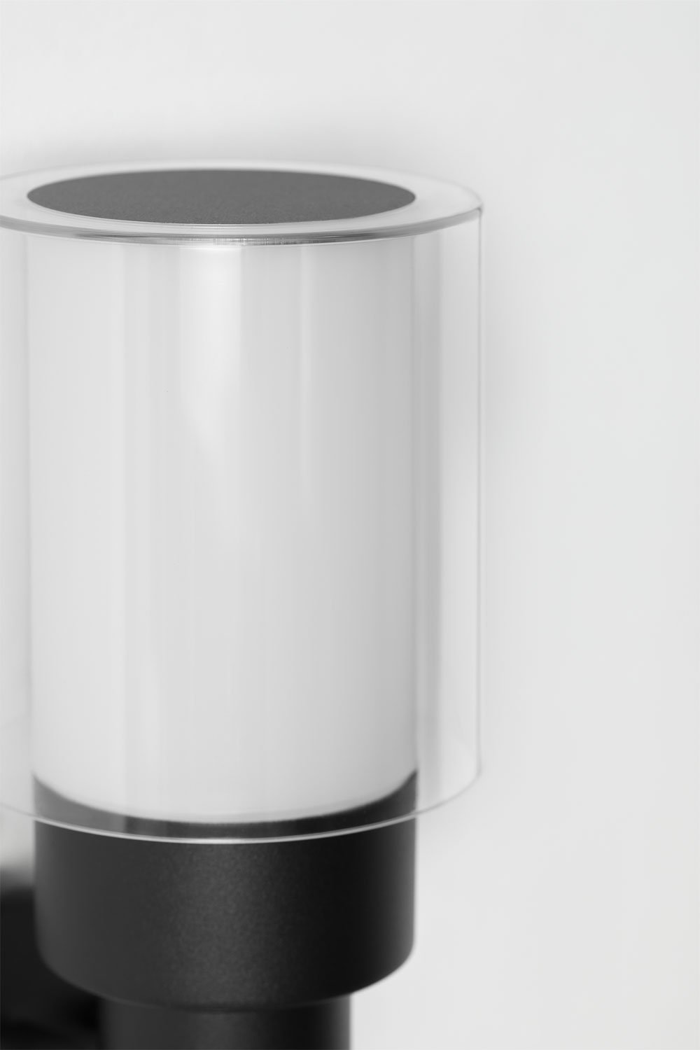 Vantol stainless steel outdoor wall lamp, gallery image 5