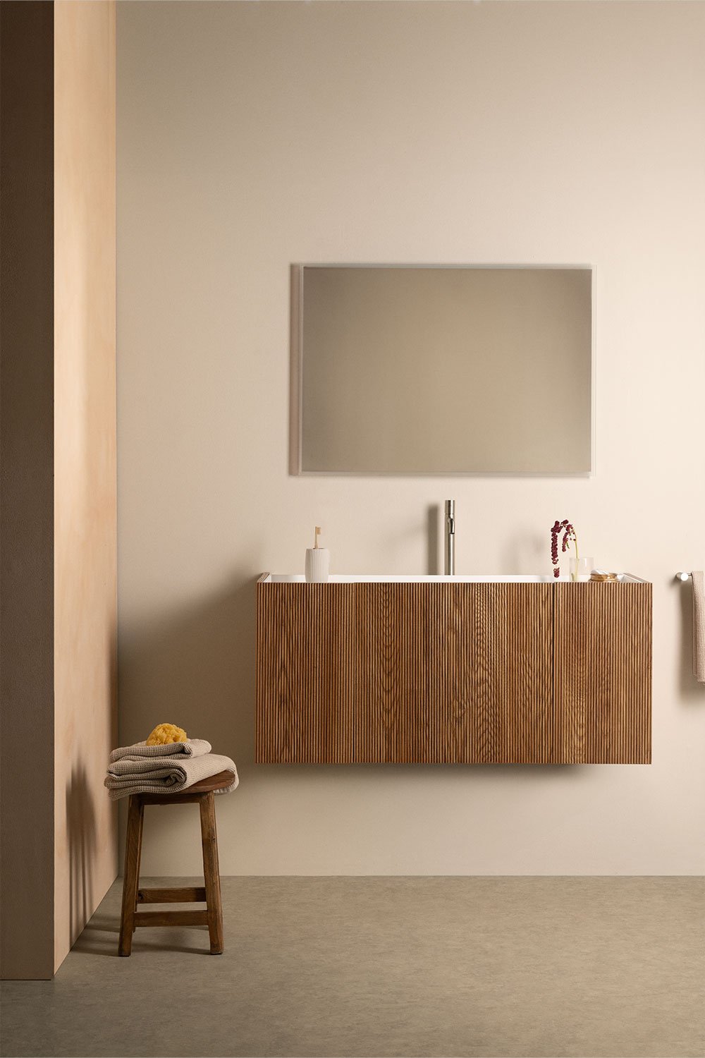 Bathroom furniture set in wood with integrated sink Fiore, gallery image 1