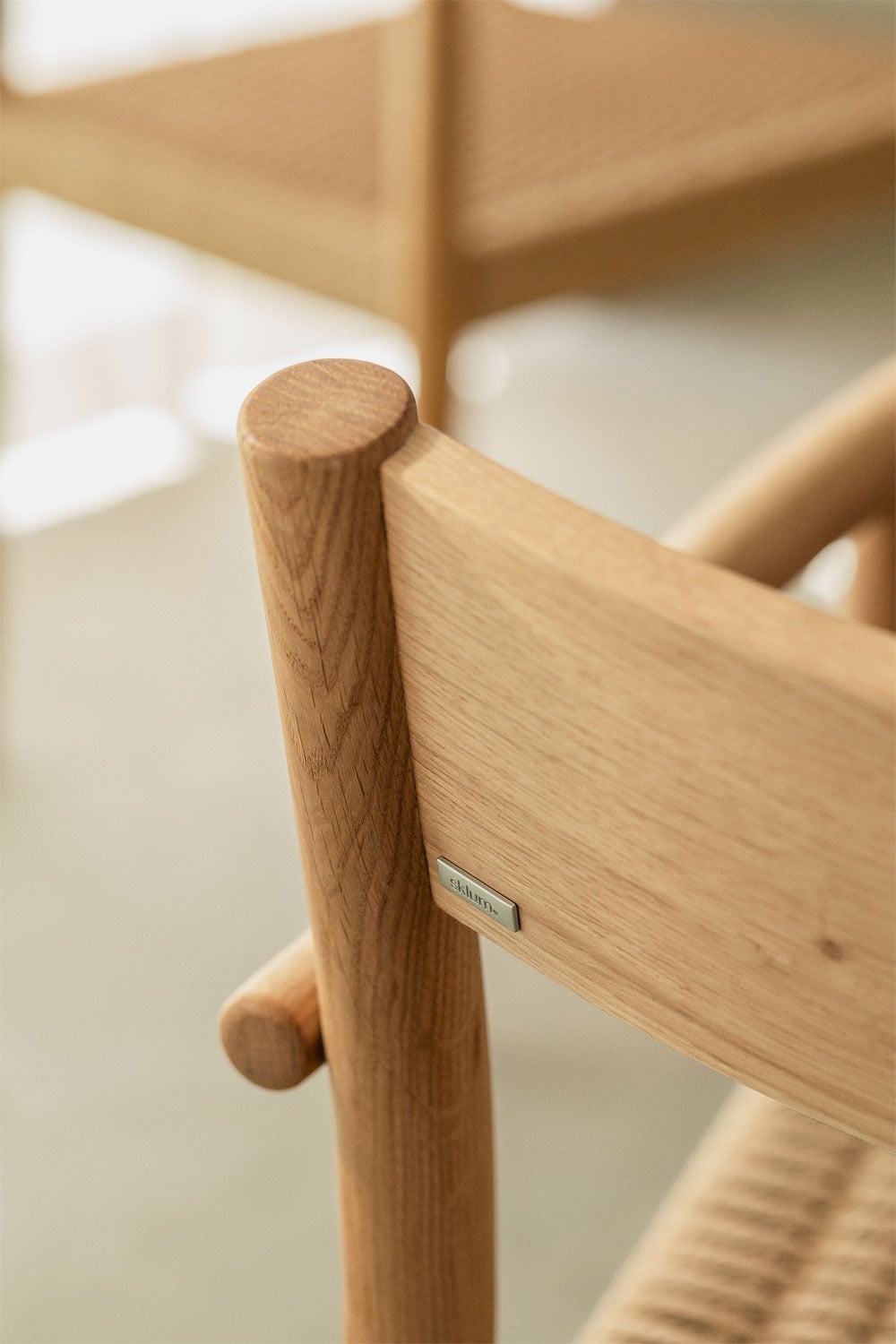 Pack of 4 Dining Chairs in Oak Wood and Mara Braided Rope, gallery image 3