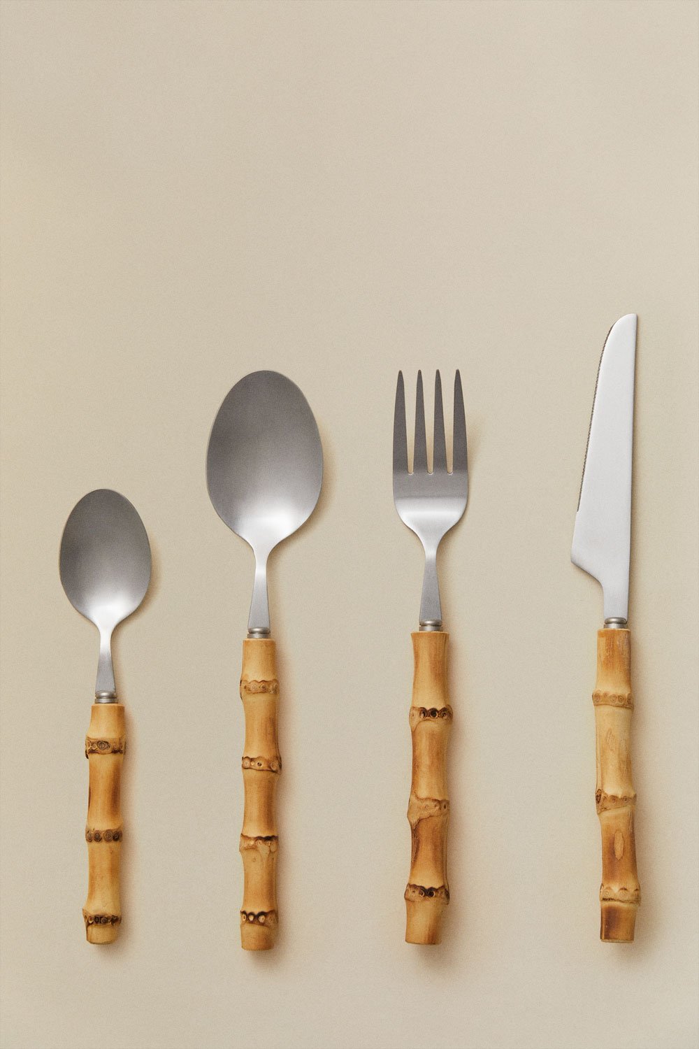 Cutlery in stainless steel and bamboo handle, 16 pieces Visola, gallery image 2