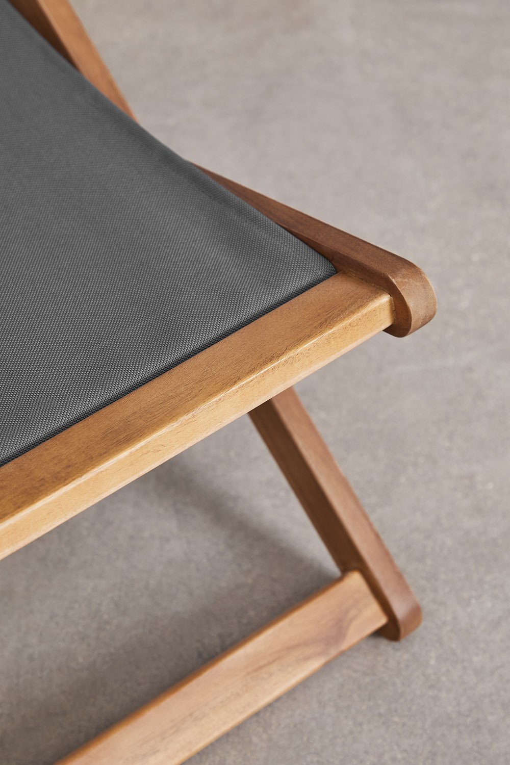 Folding hammock with cushion in Kardis wood, gallery image 7